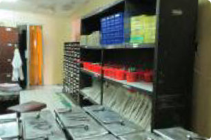 洗浄器具・薬品の集中管理室